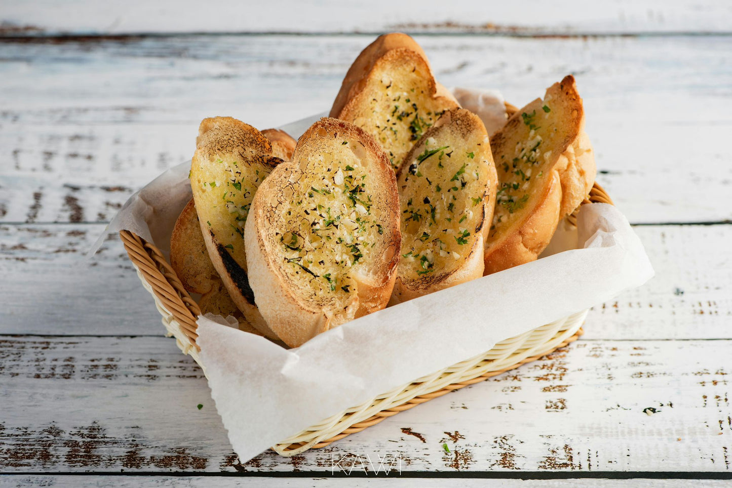 Sarımsaklı Ekmek (otlu tereyağlı)